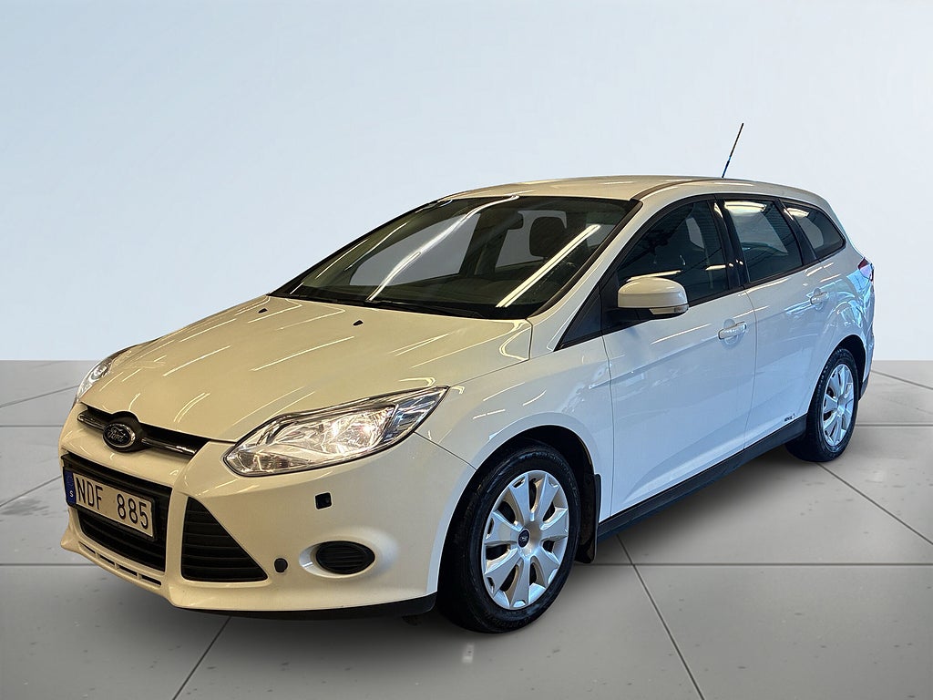 Ford Focus Kombi 1.6 Sov-däck/Drag/Mok-värm/2 Brukare
