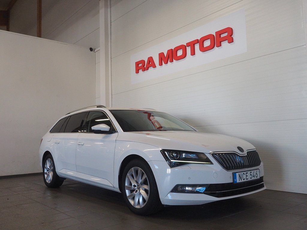 Skoda Superb Kombi 2.0 TDI Style| Drag | Kamera | ACC 2016