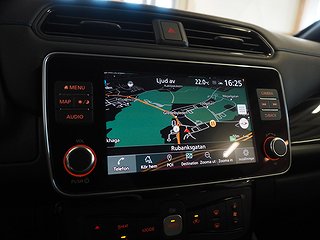 Halvkombi Nissan Leaf 19 av 22