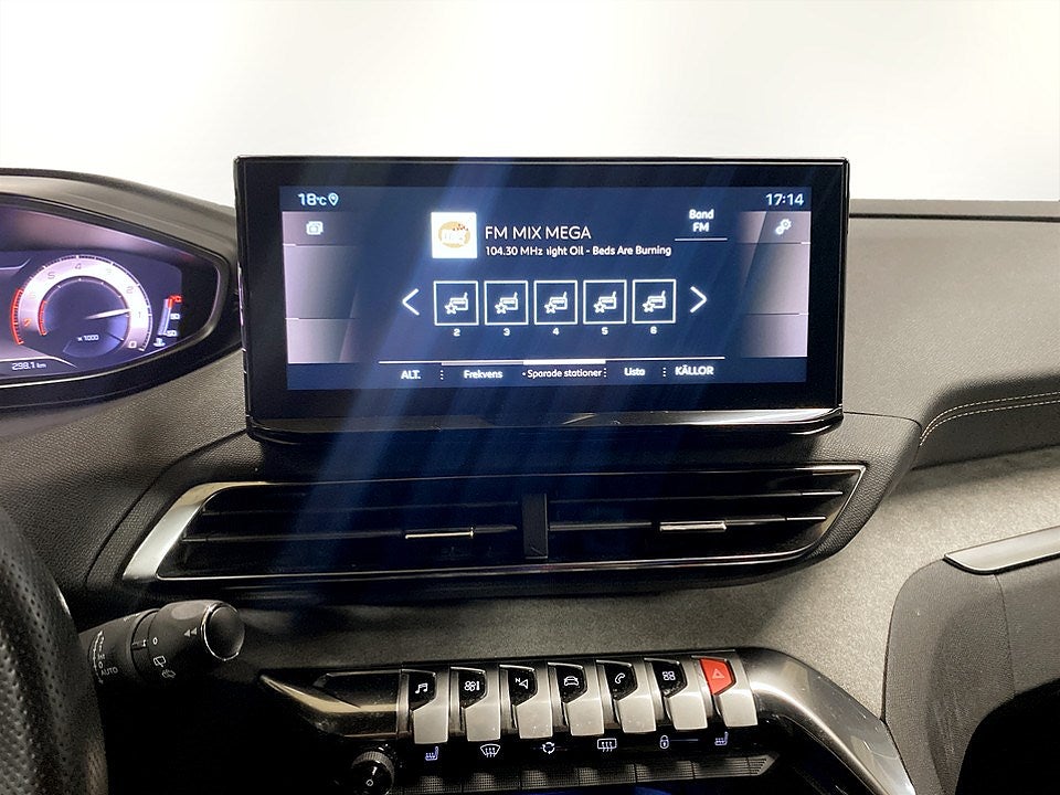 Bild på Peugeot 5008 GT 1.2 PT 130hk Aut - 7-SITS, B-KAMERA