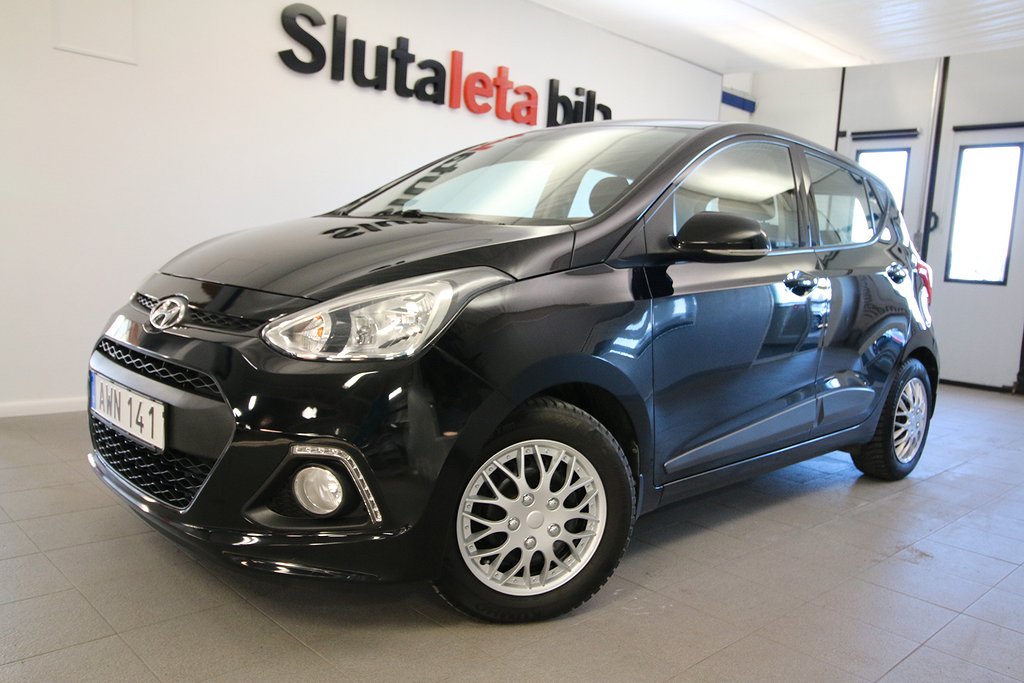 Hyundai i10 1.2 Premium 1 Ägare Lågmil S/V Hjul