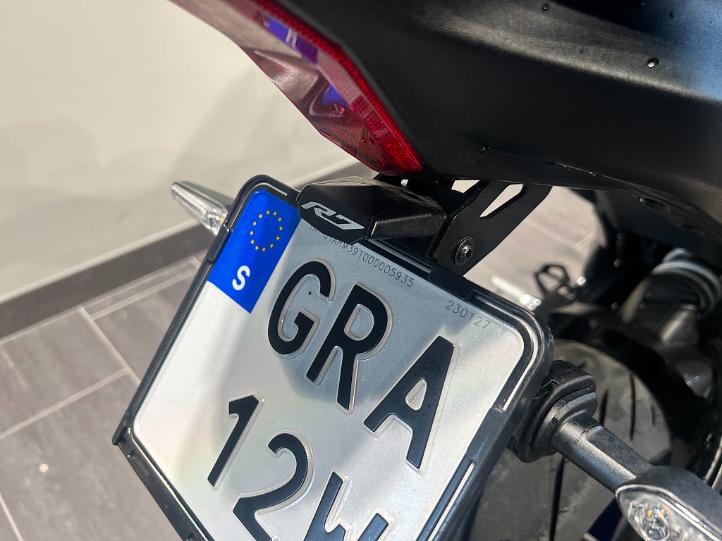Yamaha R7 /3,45%/Yoshimura/Quickshifter/Stealth/Tail-Tidy/333 mil