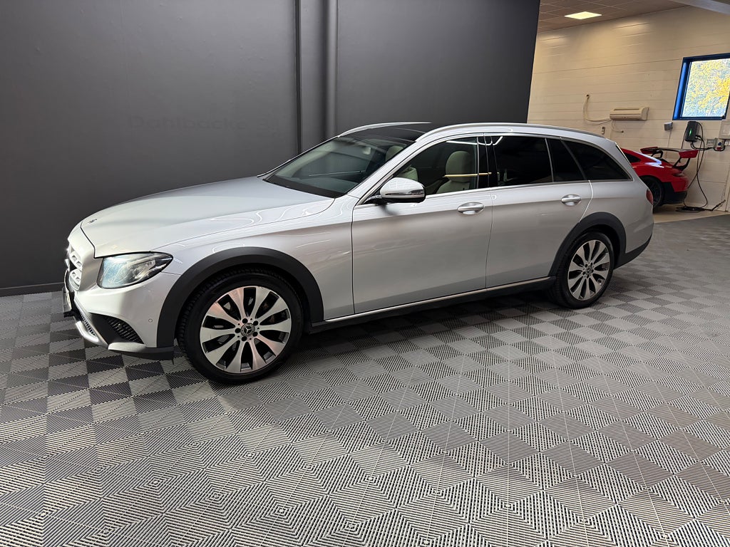 Mercedes-Benz E 220 d 4MATIC All-Terrain 9G-Tronic Avantgarde