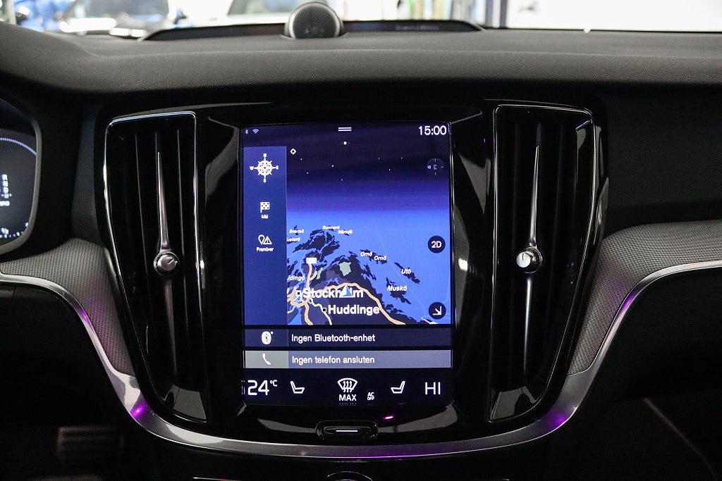Volvo V60 Recharge T6 AWD R-Design B&W Panorama HuD Drag