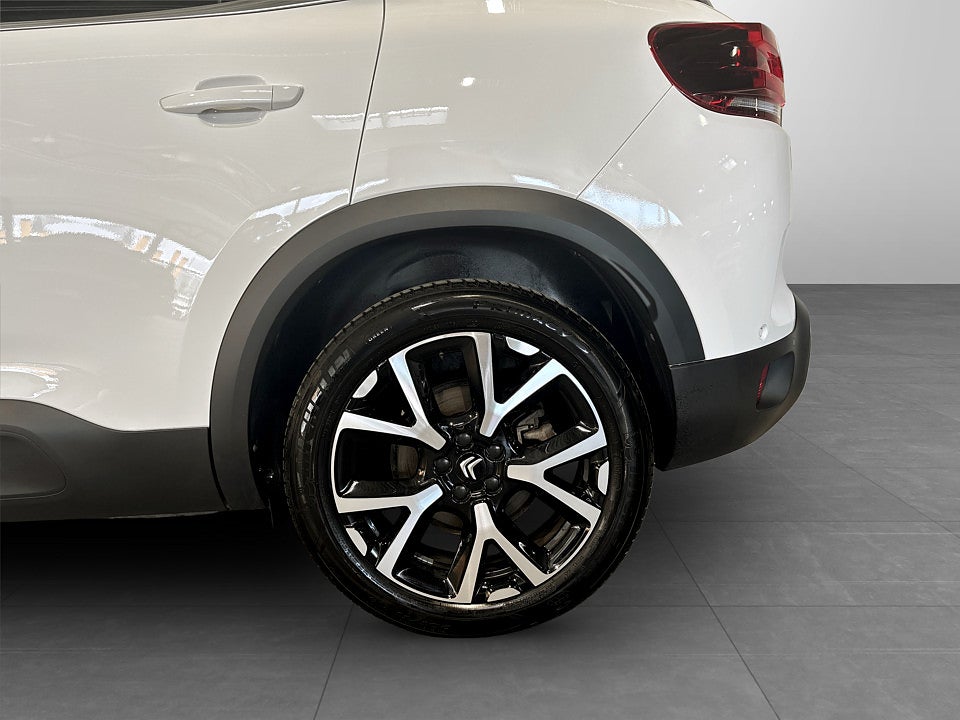Bild på Citroën C5 Aircross Shine Exclusive 1.2 PT 130hk Aut PANO P-SENSORER