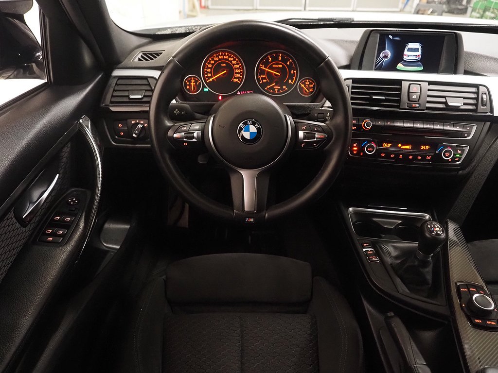 BMW 320 d xDrive Sedan 184hk M Sport | P-Sensorer 2015