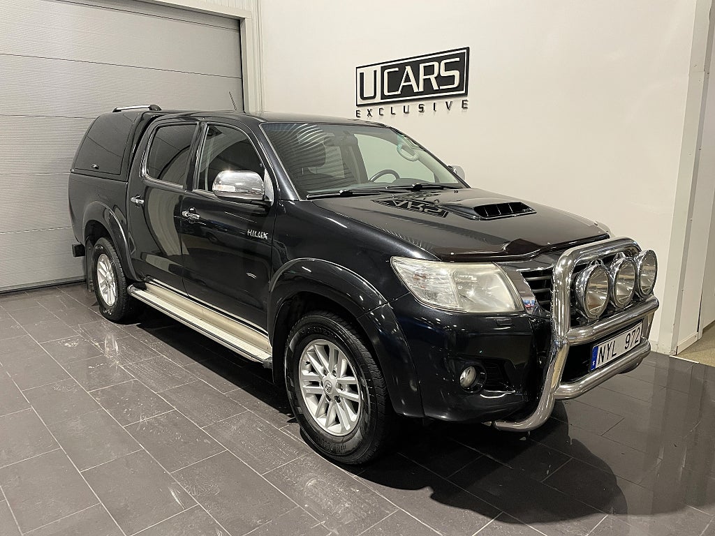 Toyota Hilux Dubbelhytt 3.0 D-4D 4x4 AlphaKåpa Momsbil