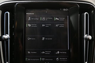 SUV Volvo XC40 24 av 32