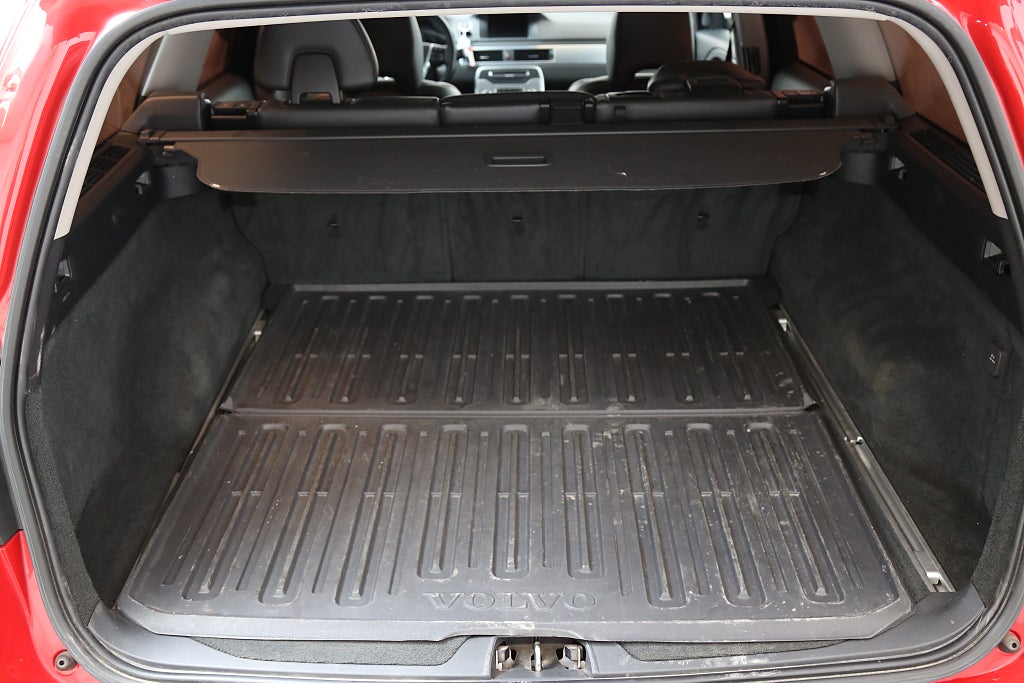 Volvo V70 D4 II S/S Sport E Business PRO Drag Navi VOC Läder 2015