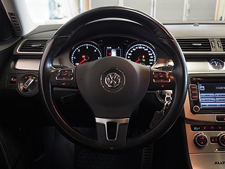 Kombi Volkswagen Passat 17 av 25