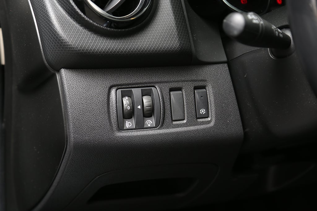 Renault Clio IV Phll Energy TCe 90hk Intens Kamera Motorv Stylepaket 2018