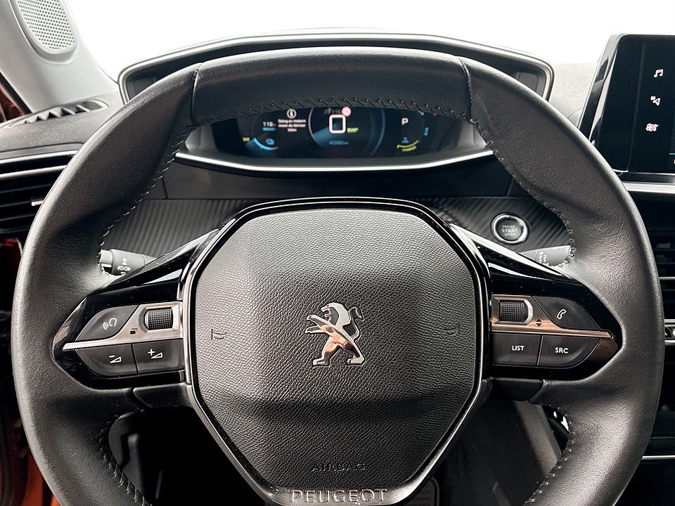 Bild på Peugeot E-2008 Allure 50kWh 136hk Aut B-KAMERA CARPLAY