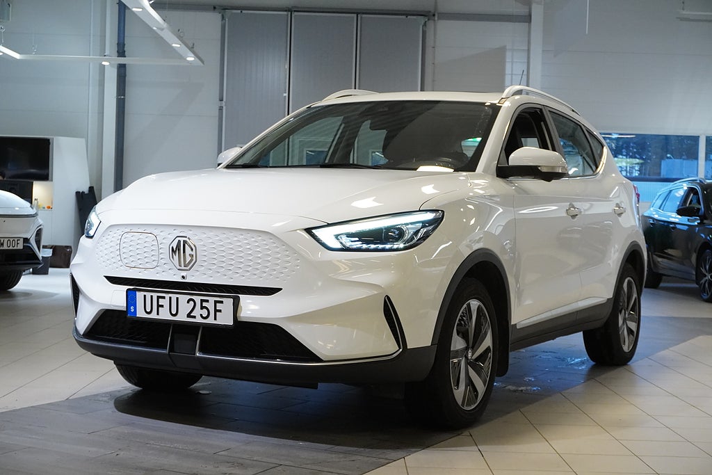 MG ZS EV 0,65% ränta Luxury Kamera Fartpilot iSmart