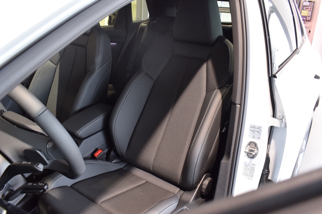 Audi Q4 e-tron 2025, bild 7/10