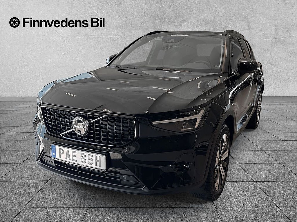 Volvo XC40 Recharge T5 Plus Dark (V-hjul, Drag, 360 kamera)