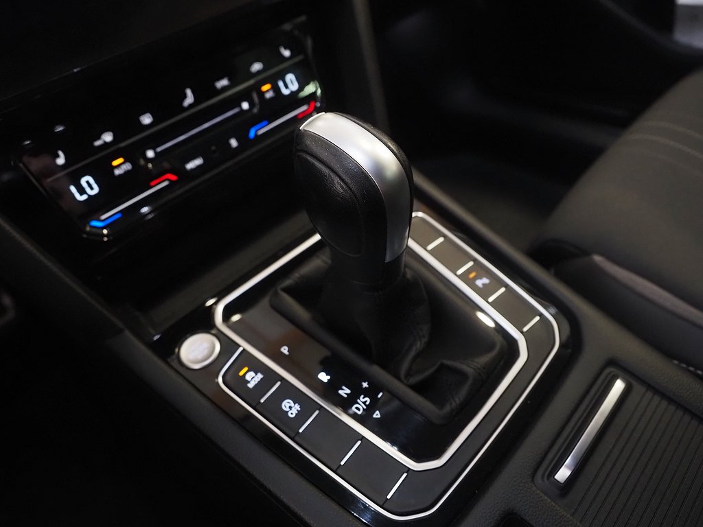 Volkswagen Passat Alltrack 2.0 TDI 4Motion Drag B-Kam D-Värm 2023