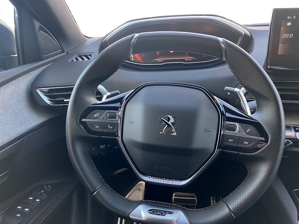 Bild på Peugeot 3008 GT 1.2 PT 130hk Aut B-KAMERA CARPLAY