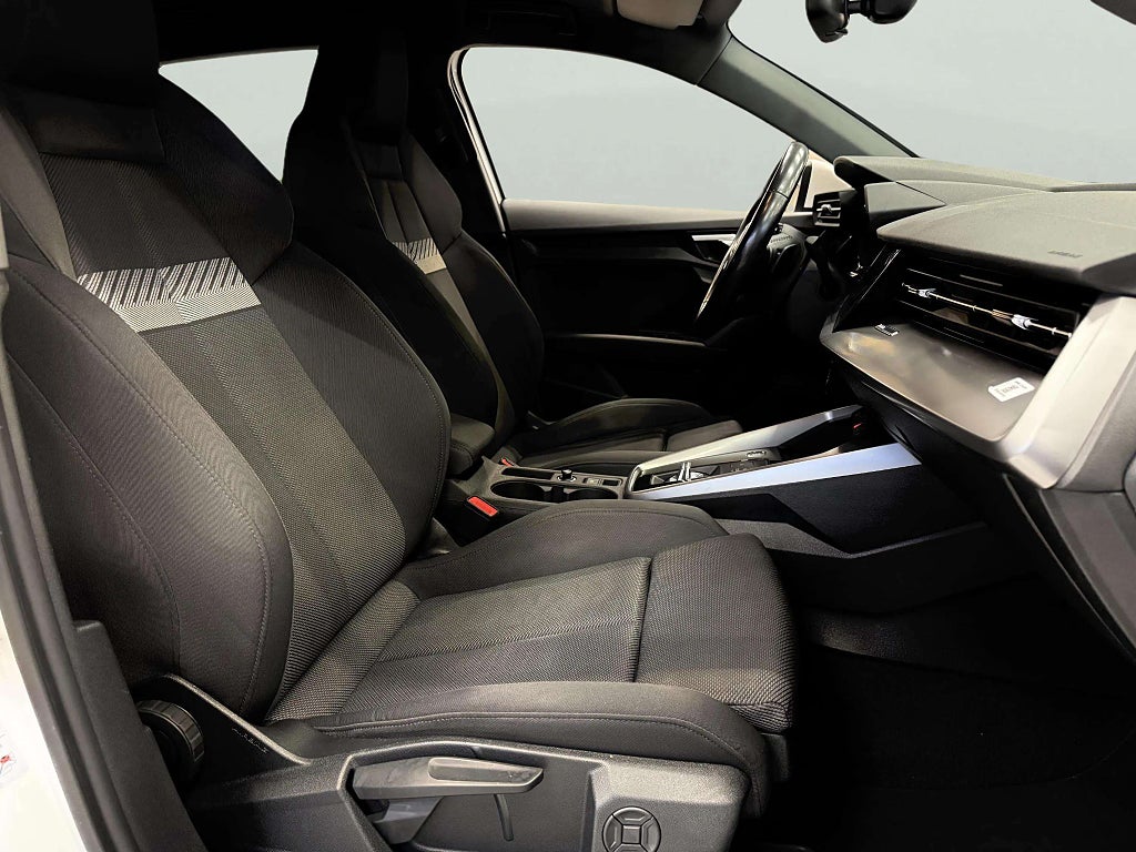 Audi A3 Sportback 35 TFSI S Tronic Dragkrok - miniatyr 14