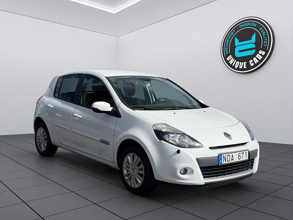 Renault Clio 5-dörrars | 1.2 | Nyservad