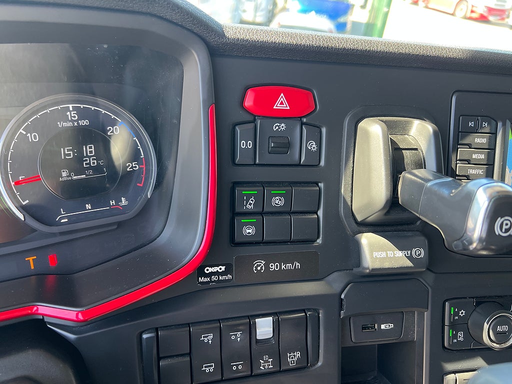 Scania S730 V8 6x2 Dragbil, Hydraulik, Klädd inredning
