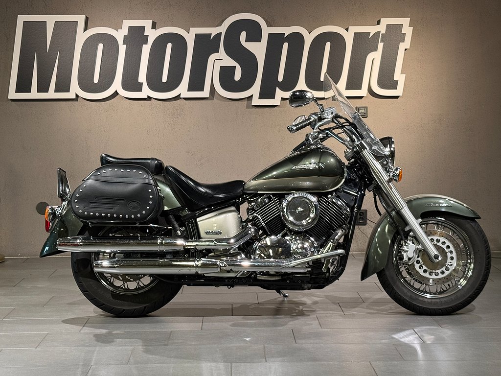 Yamaha XVS1100 DRAGSTAR CLASSIC