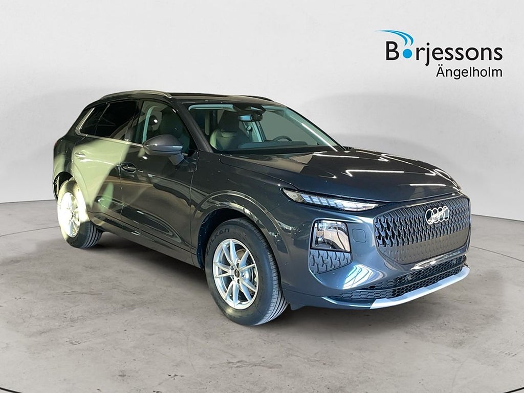 Audi Q3 SUV TFSI 150 hk S TRONIC