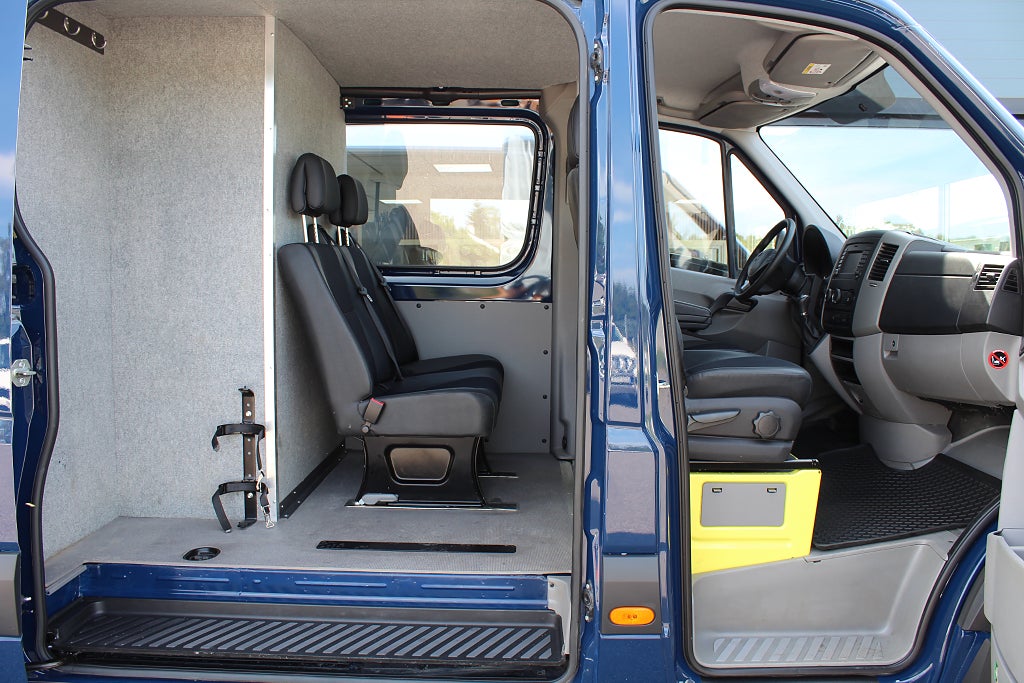 Mercedes-Benz Sprinter 316 Mixto, Inredning, 4 sits, Kamera, Navi, S&V-hjul