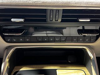 SUV Mazda CX-60 21 av 26