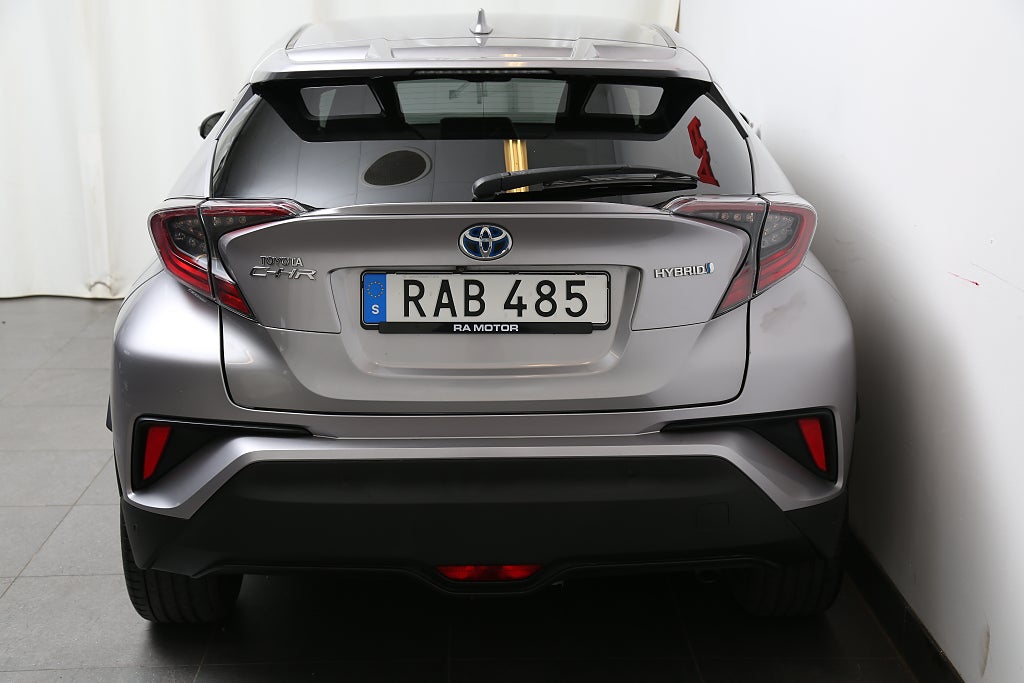 Toyota C-HR 1,8 Hybrid 122hk Executive Aut Skinn JBL Motorv Drag 2018
