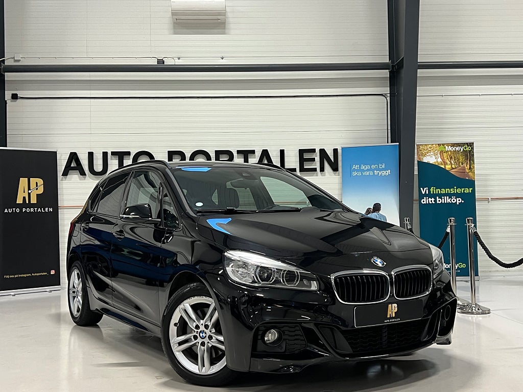 BMW 218 i M-Sport H/K | Backkamera | NYBES | Ny Servad 