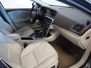 Halvkombi Volvo V40 Cross Country 6 av 19