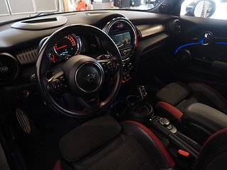 Halvkombi MINI John Cooper Works 10 av 24