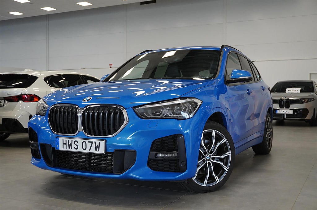 BMW X1 xDrive20d M-Sport Navi Head-Up Drag Elstol Aktiv Farth Kamera |