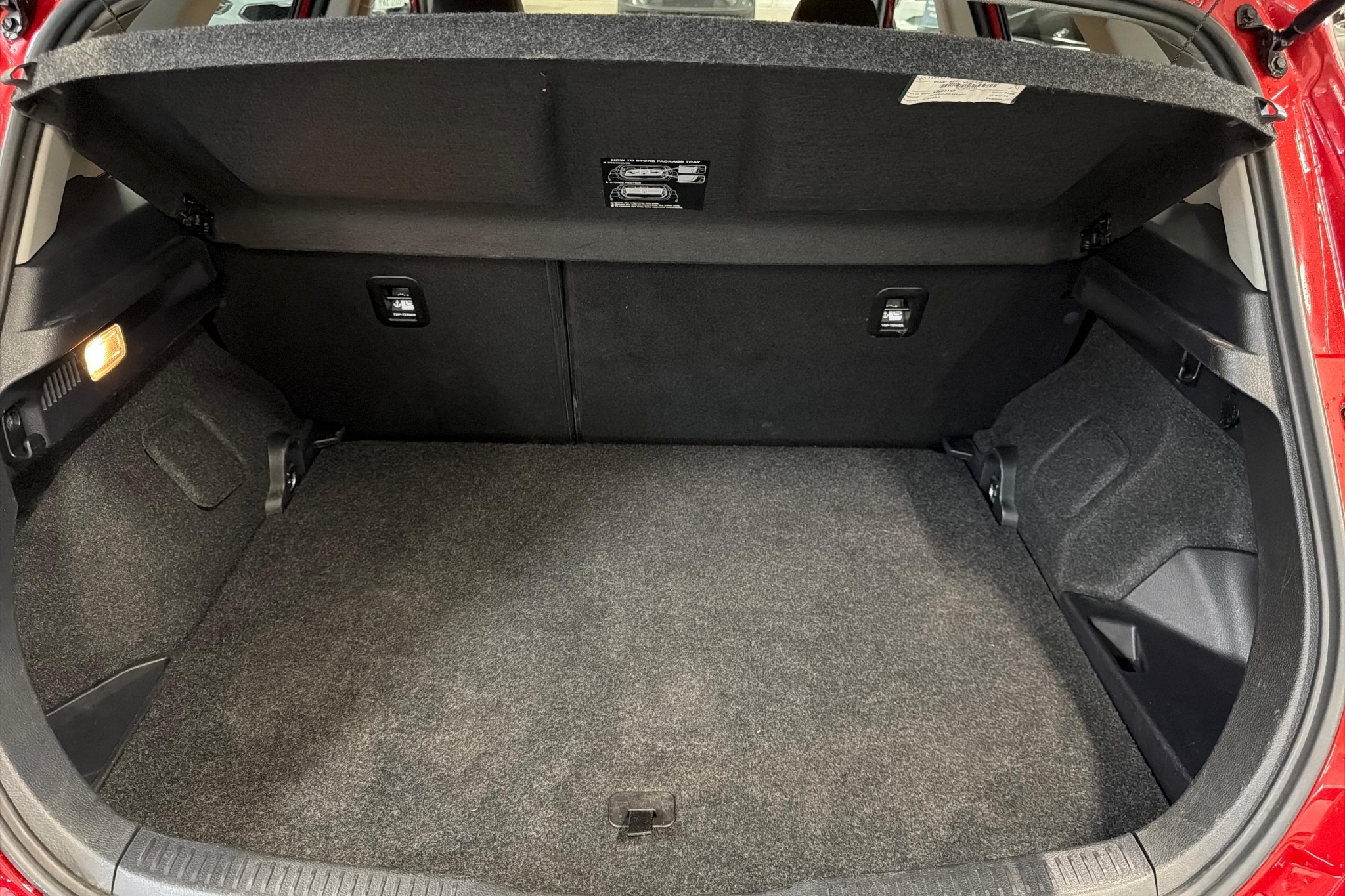 Toyota Auris 1.8 Hybrid 2014, photo 10/10