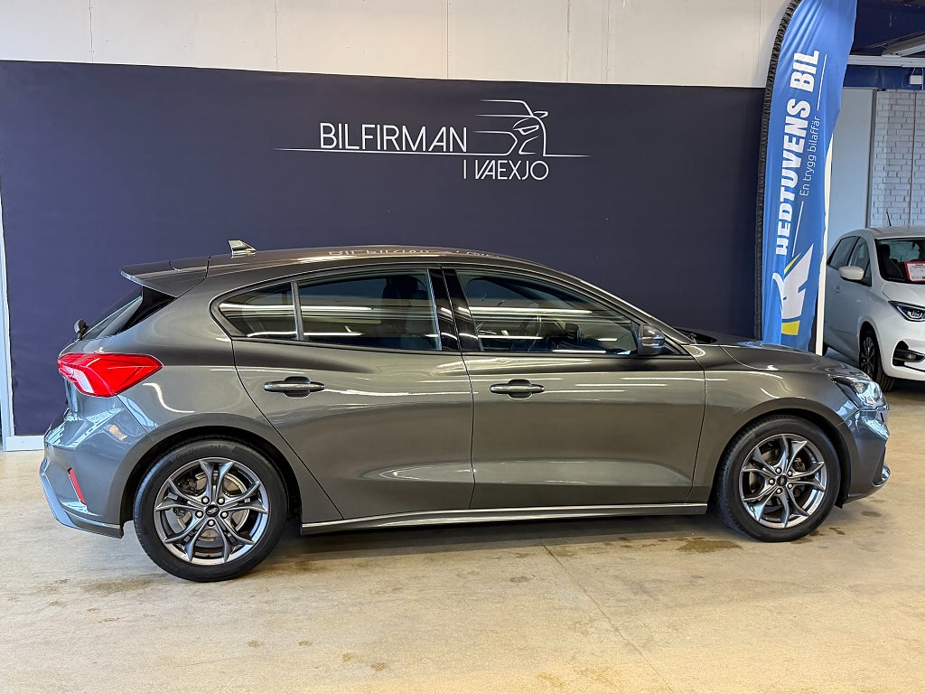 Ford Focus 1.0 125 EcoB ST-Line Launch