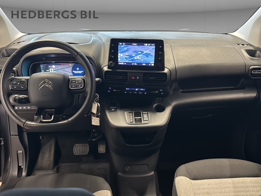 Citroën e-Berlingo 136hk Shine 5 sits 50kwh thumbnail