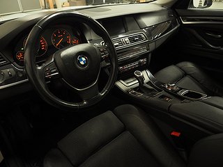 Sedan BMW 520 13 av 16