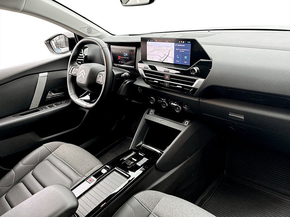 Bild på Citroen C4 Shine 1.2 PT 131hk Aut B-KAMERA CARPLAY