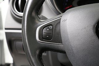 SUV Renault Captur 16 av 24