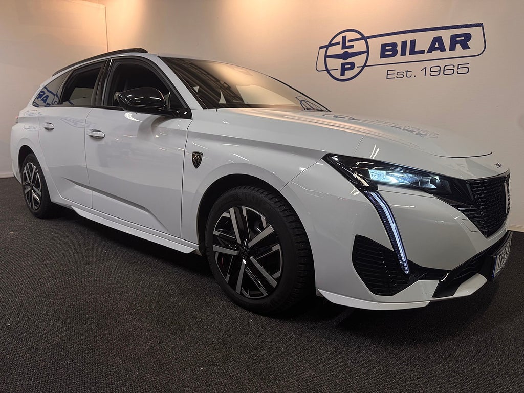 Peugeot 308 SW 1.2 PureTech 130 GT | 360Kamera | Massagestolar | Vhjul