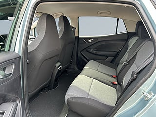 MG 4 EV Urban 53.9 kWh Premium Värmepump/360/Ambient/Carplay/Ad.Fhåll – bild 13