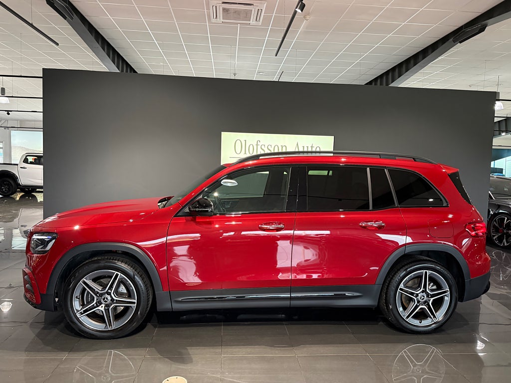 Mercedes-Benz GLB 200 AMG Värmare 7-sits Premium Drag - bild 2