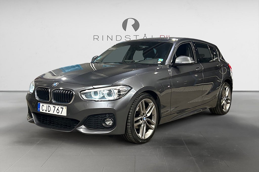 BMW 118d Steptronic 150 HK AUT M-SPORT SVART INNERTAK 0.4L/MIL