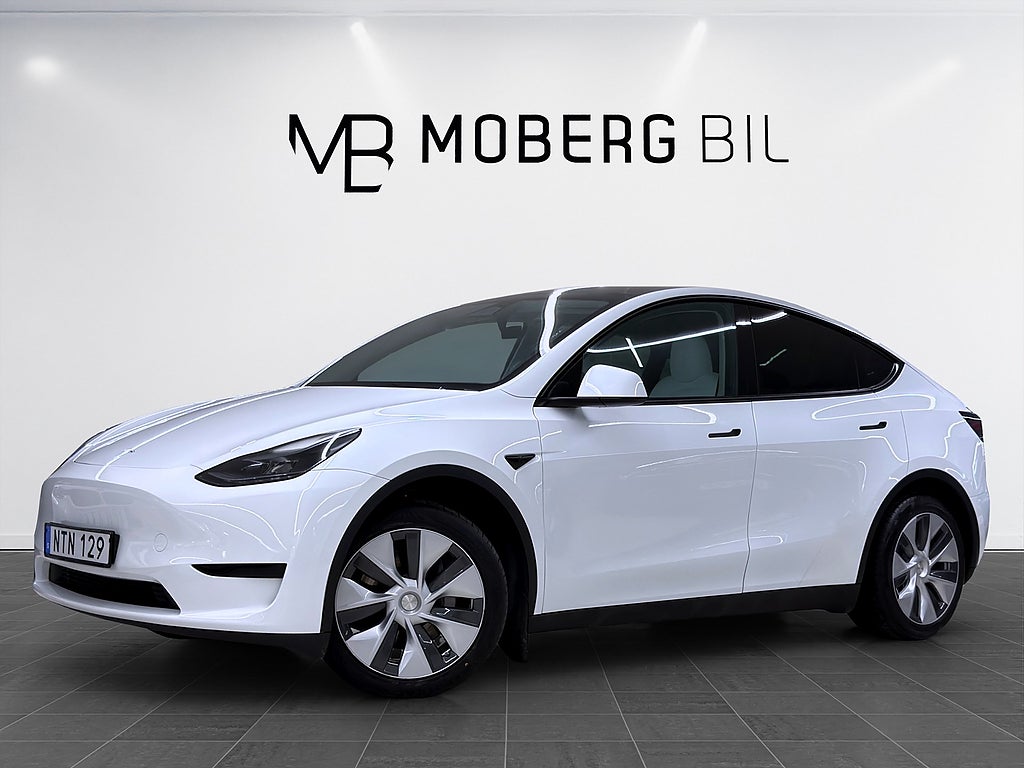 Tesla Model Y Standard Range 299hk Pano Läder drag Navi