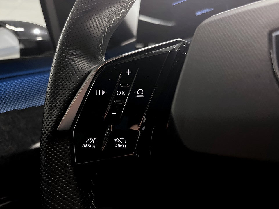 Bild på Peugeot 3008 GT Hybrid 145hk Aut B-KAMERA CARPLAY