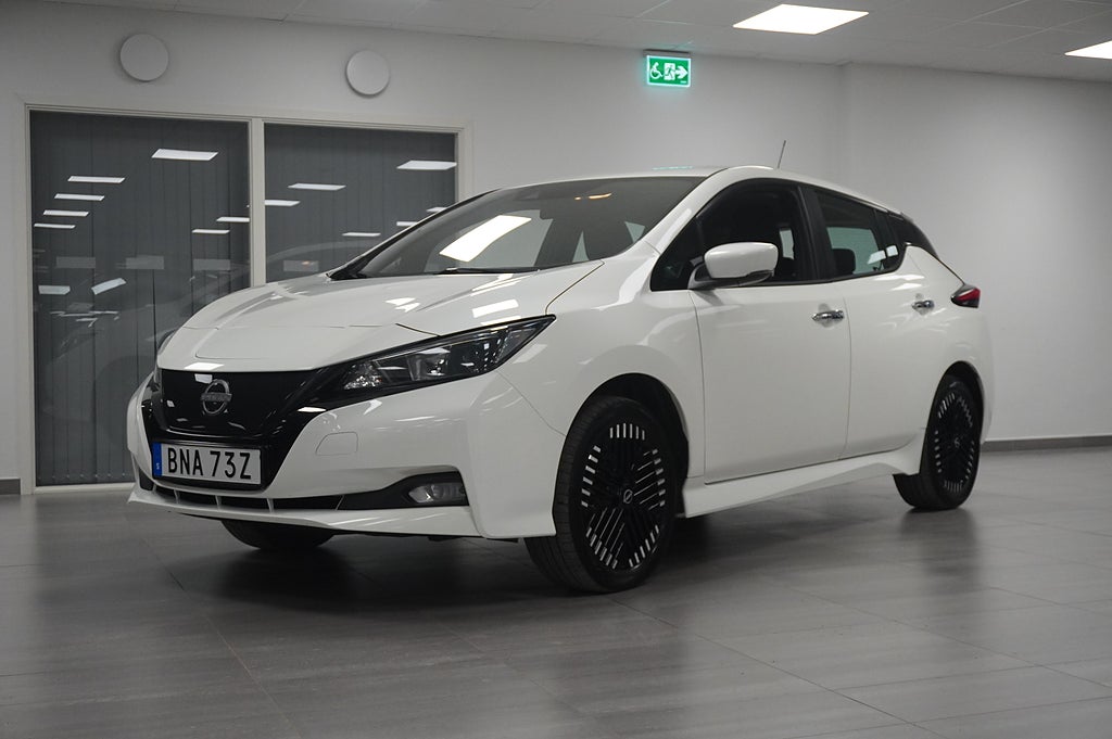 Nissan Leaf 0,95% ränta E Acenta My21 62 kWh Backkamera Keyless