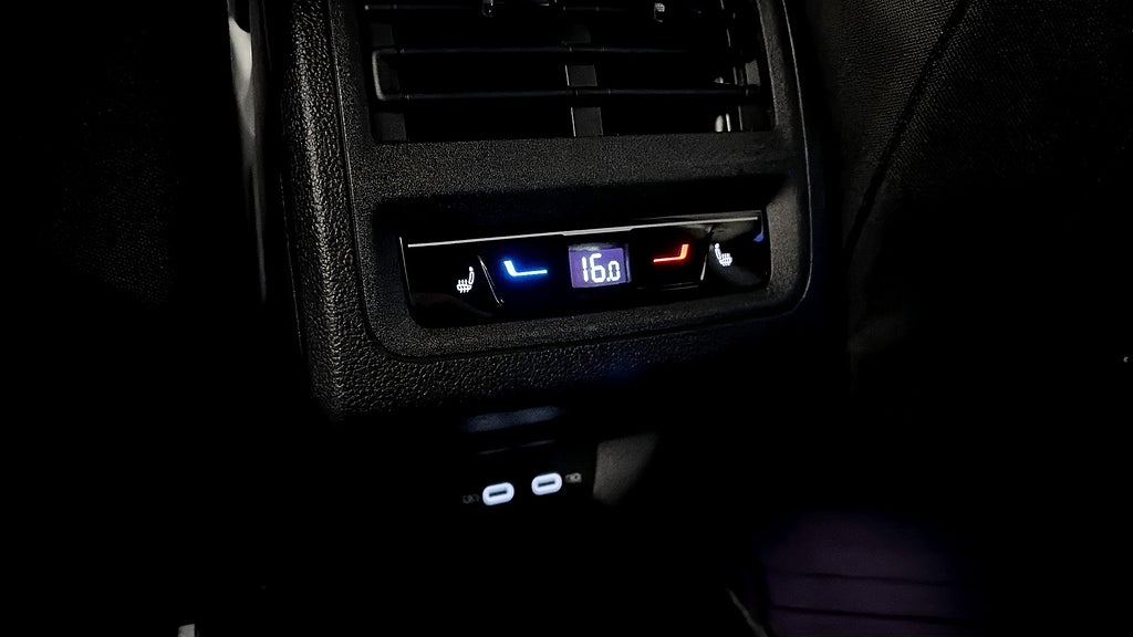 Volkswagen Golf GTE Laddhybrid 272hk B-Kamera Navi Värmare