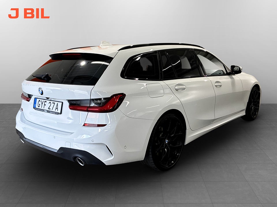 Bild på BMW 320D Touring M-Sport xDrive 190hk Aut CARPLAY B-KAMERA 