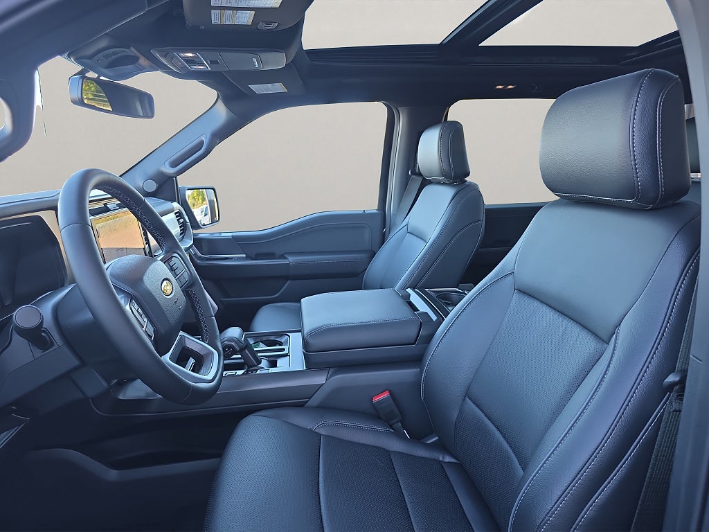 Ford F-150 NYA SuperCrew Lariat BLACK APPERANCE V8 MY2025 - bild 5