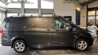 Transportbil - Skåp Mercedes-Benz Vito 14 av 21